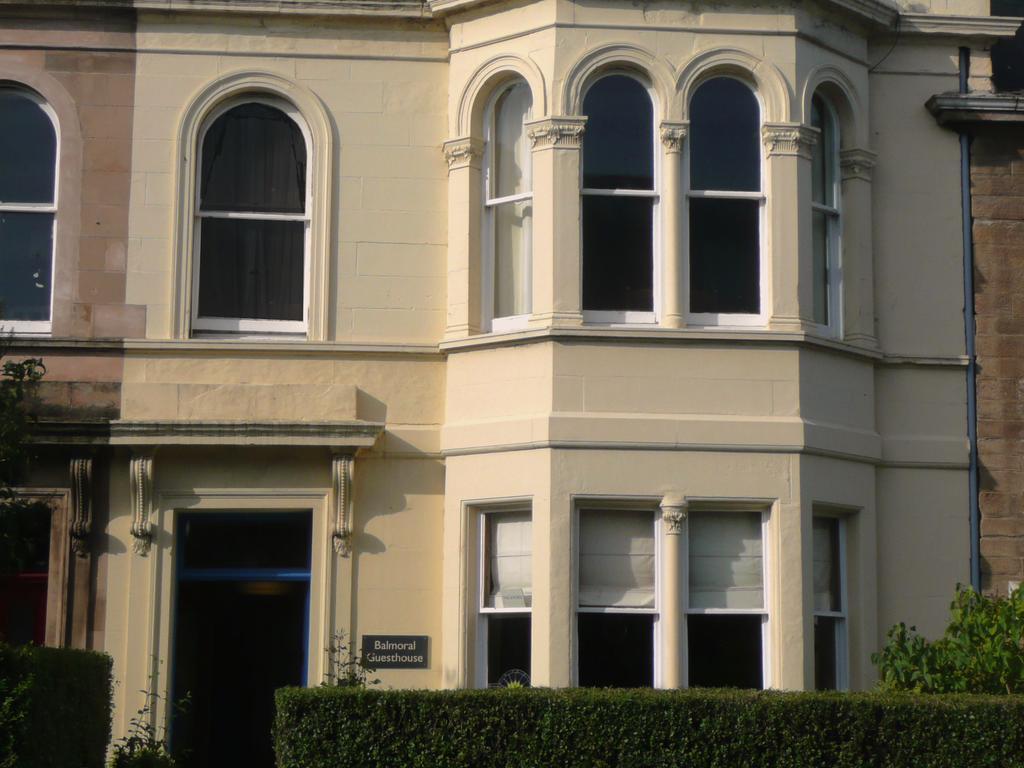 אדינבורו Balmoral Guesthouse מראה חיצוני תמונה